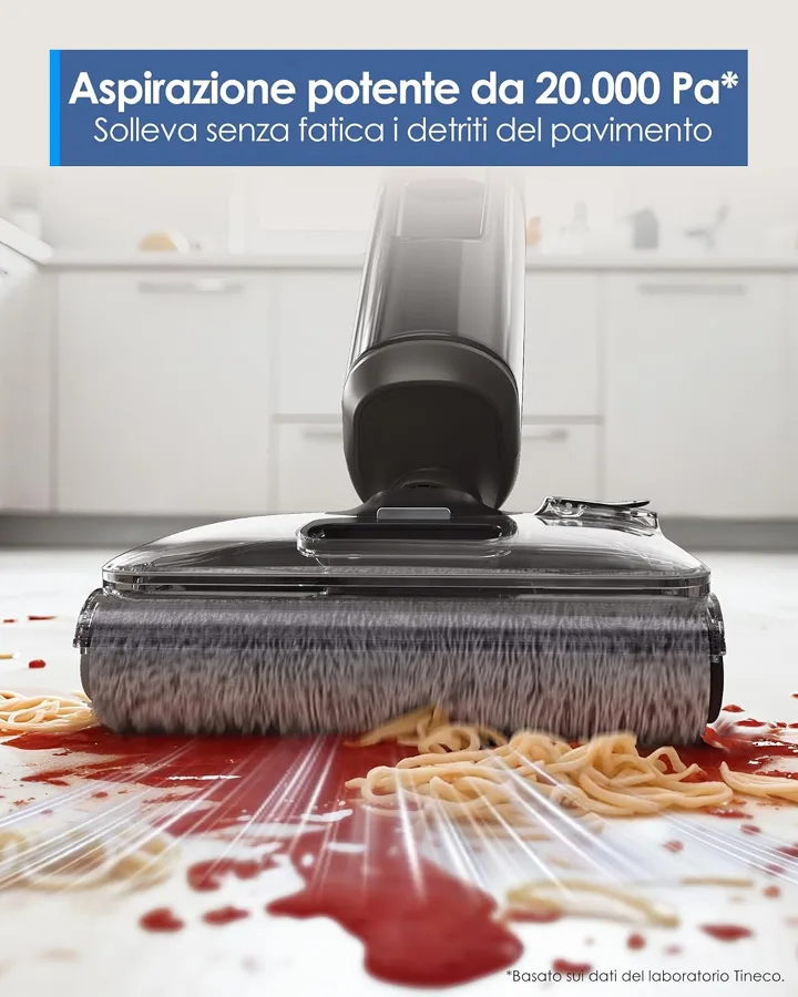 La testina della i6 Stretch aspira spaghetti e salsa dal pavimento